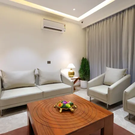 Hotel Ivory Leaf Stays