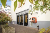 Villa Diana WestEnd Hotels near Westend
