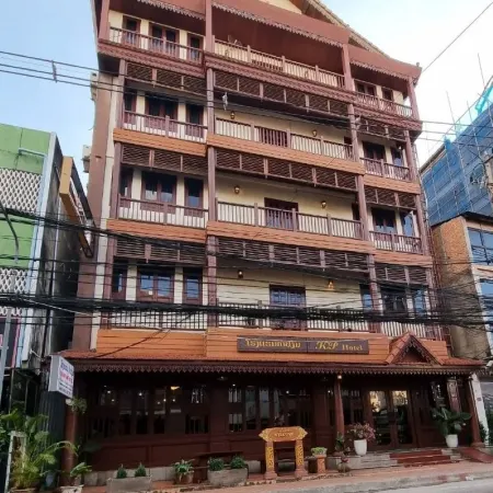 Khampiane Hotel (2 minute walk to Vientiane Night Market) Отели рядом с достопримечательностью «Ват Чан»