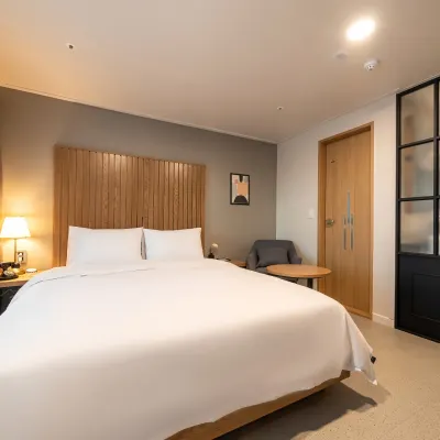 Songtan Hotel Corner Inn Hotels near Osan U.S. Air Force Base