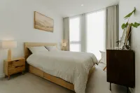 Designer South Melbourne Stay with City Views