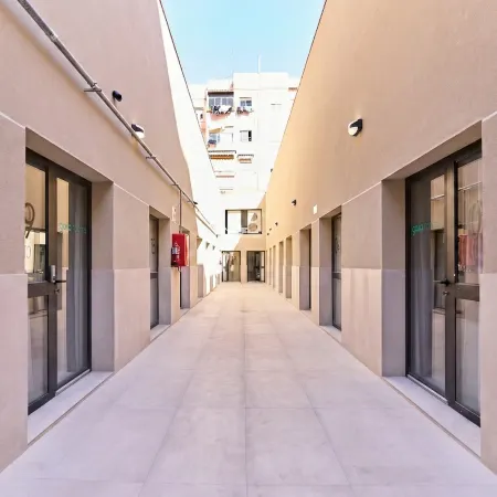 Sant Adrià Urban Suites by gaiarooms Отели рядом с достопримечательностью «Сант-Андреу»