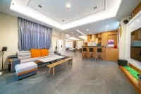 Love at Happiness Resort Guesthouse - New