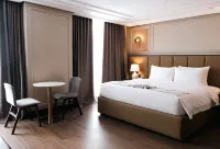 RADIANT HOTEL AND EVENTS - Airport Shuttle