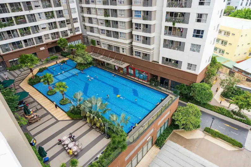 Sky Center Tranquil Airport Retreat