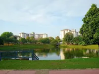Maya Homestay Putrajaya Unit Dua Hotels near Seri Saujana Bridge