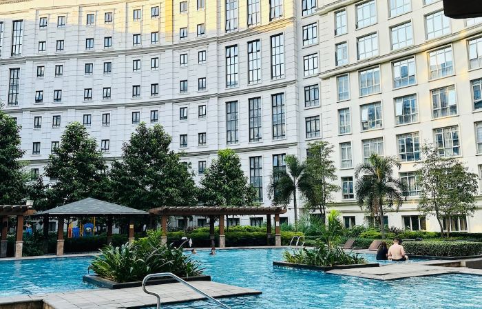We Vibe Condo Stay at 81 Newport Blvd across the airport NAIA 3