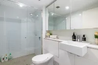 Private Floor Level Ensuite Darling Harbour ICC Hotels in Ultimo