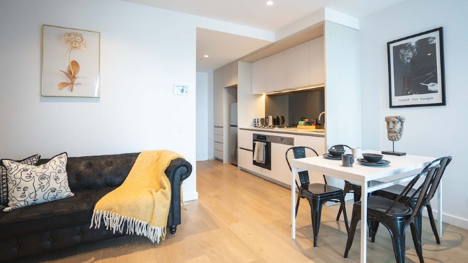 1B1B Condo with Bay &River Views