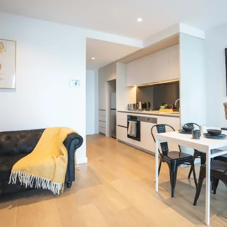 1B1B Condo with Bay &River Views