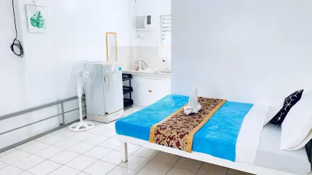 Glo's Space Boracay Dmall By TripzyFun