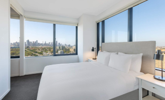 Oaks Melbourne Flemington Suites