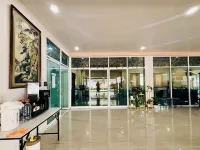 Ree Riverside Hotel Hotels near Thonburi