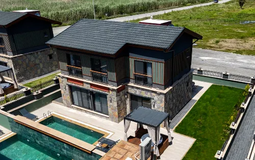 champion villas