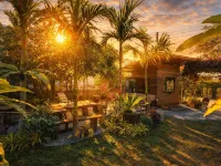 Whale Garden Hotels in Roi Et