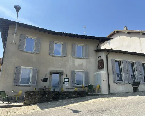 Locanda Moderna Carlambroeus Hotel a Montevecchia