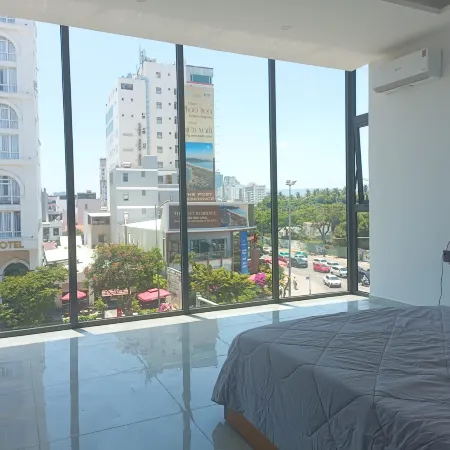 WEDISCOVER DA NANG COLIVING COWORKING AND TOURS COMPANY LIMITED