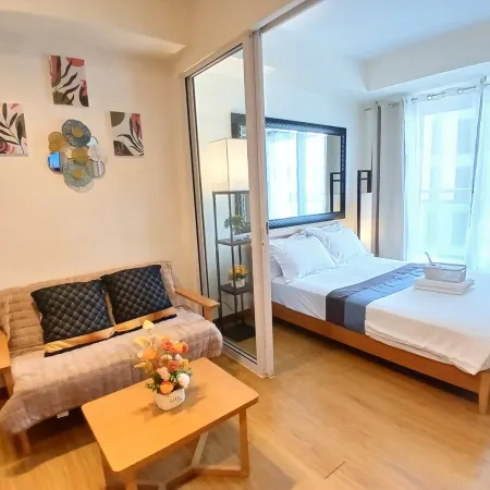 1BR Condotel in Azure Urban resort Near Naia #BH5