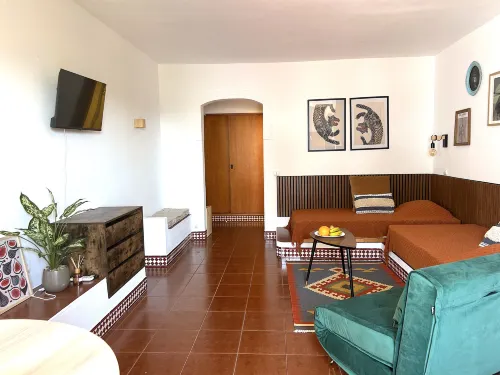 Cozy Studio with Pool - The Strip street & Beach - 停車場
