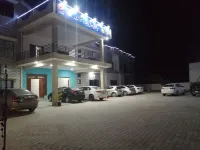 緬瓦利縣Kallar Kahar飯店及餐廳 - 2 星級