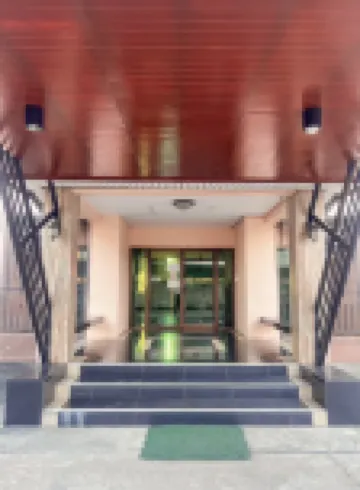 K.N Grand Hotel