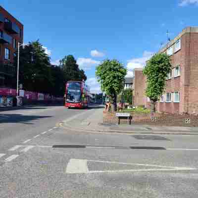 A Stunning Flat in London, Gants Hill Others