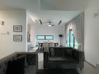 5 BEDROOMS RESIDENTIAL HOME WITH FREE WIFI - 新開幕