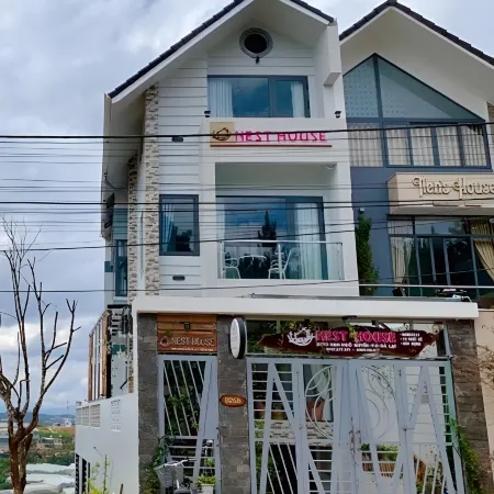 NEST HOUSE Homestay
