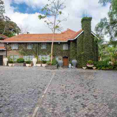 Pax Manor Muthaiga Hotel Exterior