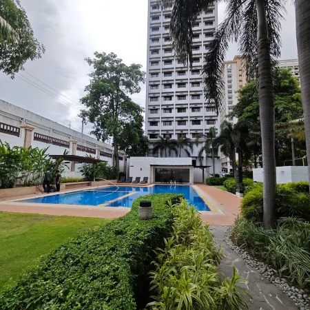 Golden Luxe Condotel, cozy, fast wifi, premium