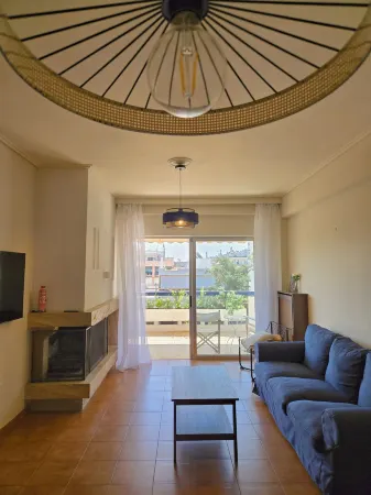 Spacious 3BR Apt w/ Large Balcony|Near Metro & ACS