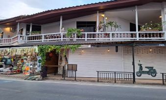 Kamala Orchid Guesthouse