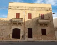 OneFifty - 4 bedrooms (sleeps 8+2 kids) Xaghra village