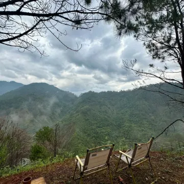 Farmer's Hill Campsite Mountain-View Tent (3-7 P)