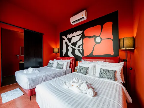 AFRO POOL VILLA BANGSEAN