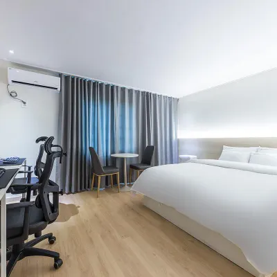 Daejeon Station Brown Dot Hotels near Skyroad