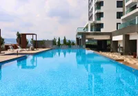 Landmark Resience Sungai Long by AsHome - Pools