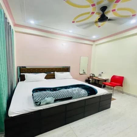 Vandana Palace
