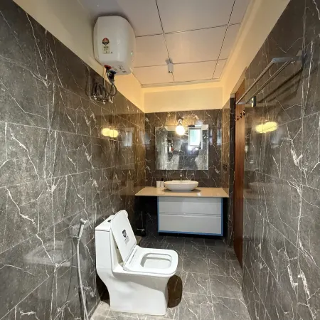 LiveLikeaHome | Spacious 4 BHK Jaipur Home