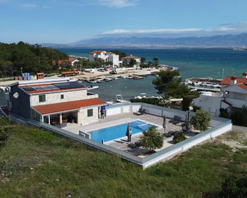 Villa Sana Hotels in Vir