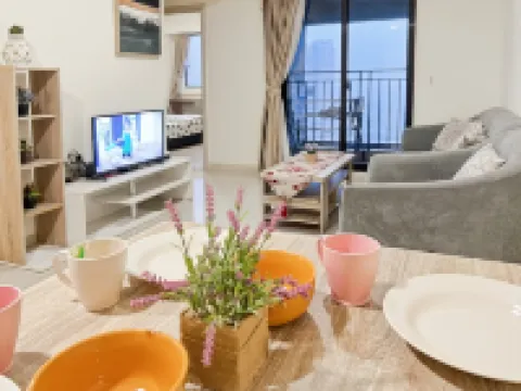 Large 3BR Meikarta Apt Cikarang w/ WiFi & Netflix