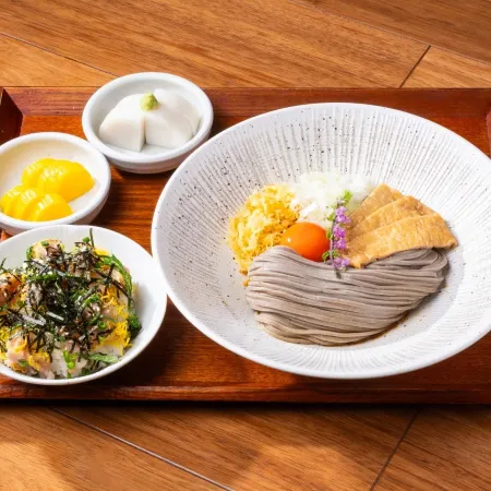 APA Hotel Roppongi-Ekimae Отели рядом с достопримечательностью «Минато (специальный район)»