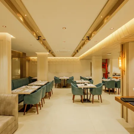 Olwen Suites