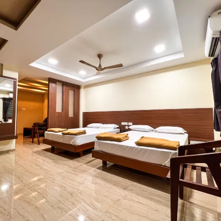 Shri Amman Residency