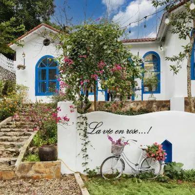 Bella Vista Ba Vi Retreat Các khách sạn gần Nhà Hàng Hồ Câu Mạnh Nguyệt