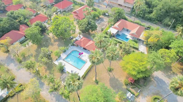 รูปภาพของBaan Golden Resort & Residences