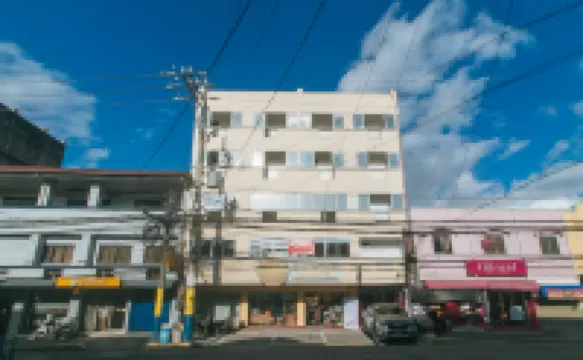 RedDoorz @ FCCG GoldMoon Boutique Hotel Hotels near Polytechnic University of the Philippines