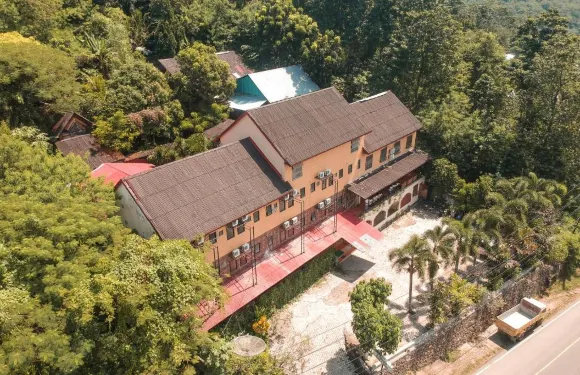 希恩特洛芭揪酒店