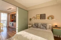 Stunning Skyline View Condo, Steps to CN Tower -  Appartamenti vacanze