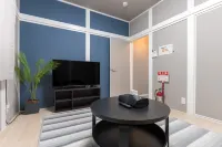 6 min walk to JR Kyobashi Station/Easy access to Umeda, Namba, USJ/Entire house 99.6 sqm